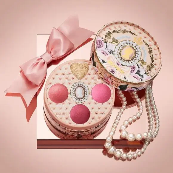Pat McGrath Labs Bridgerton Blushing Delights Baked Powder Blushes + Highighter